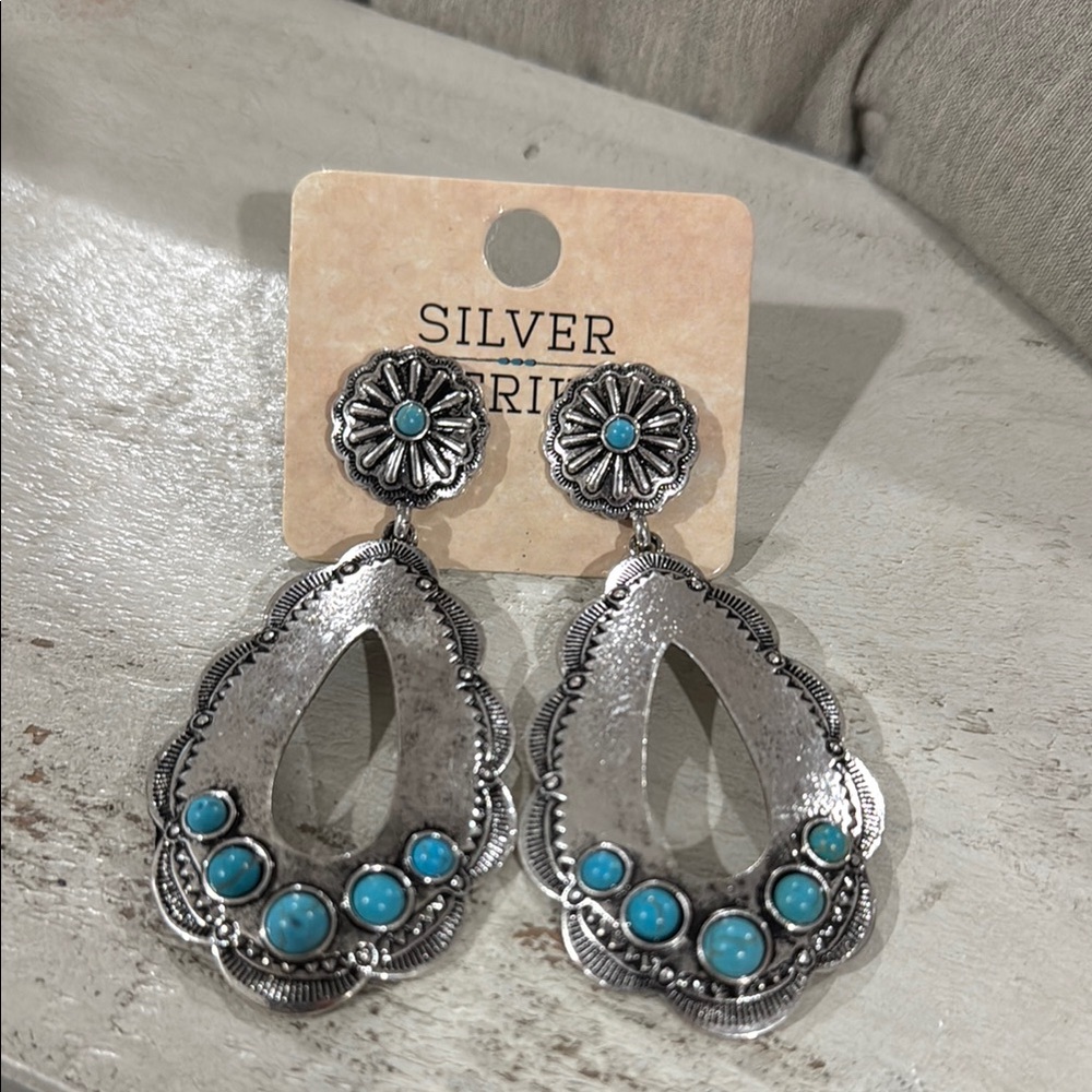 Silver Turquoise Dangle Earrings